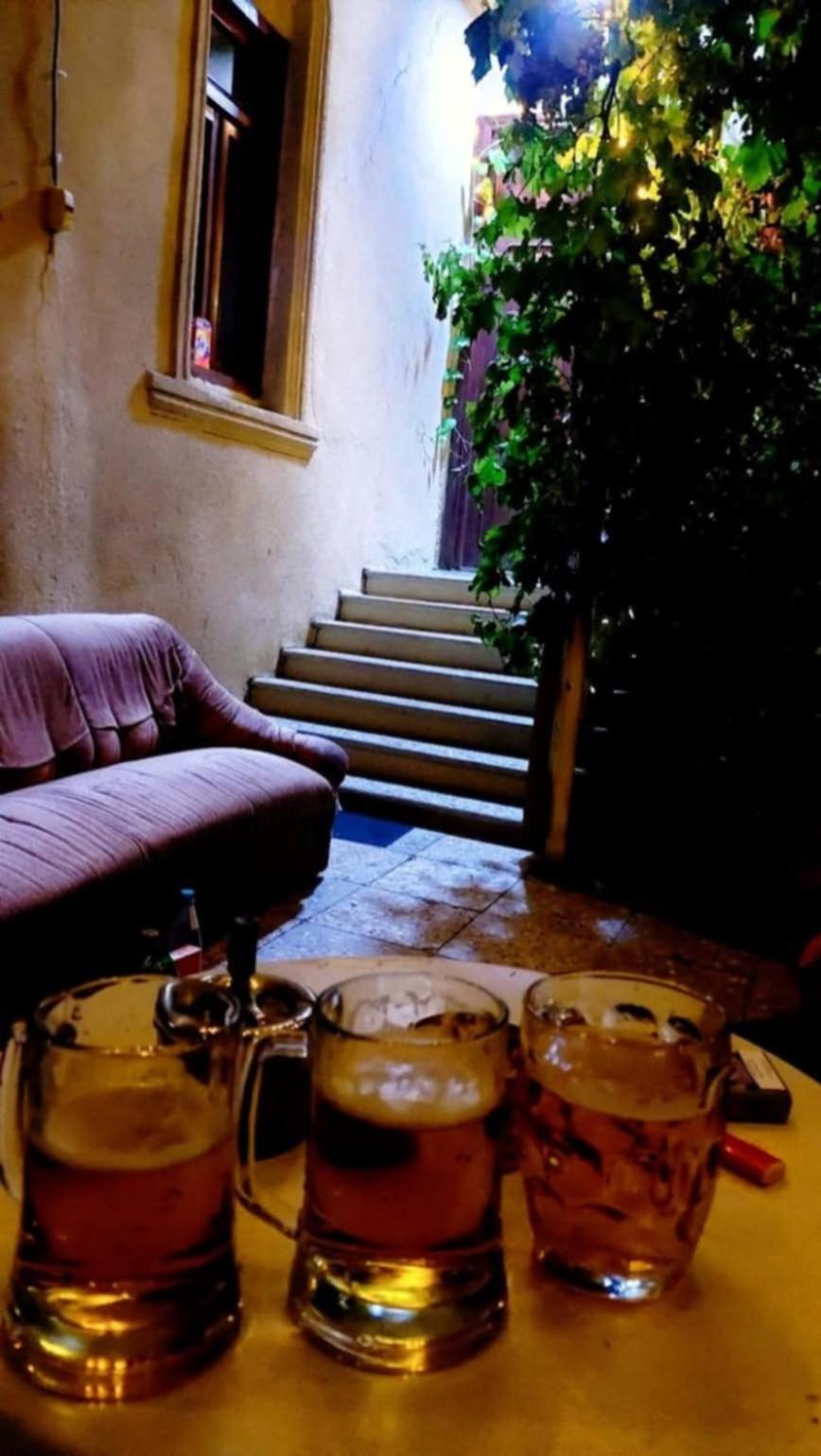 Guesthouse "Door" In Sighnaghi Bagian luar foto