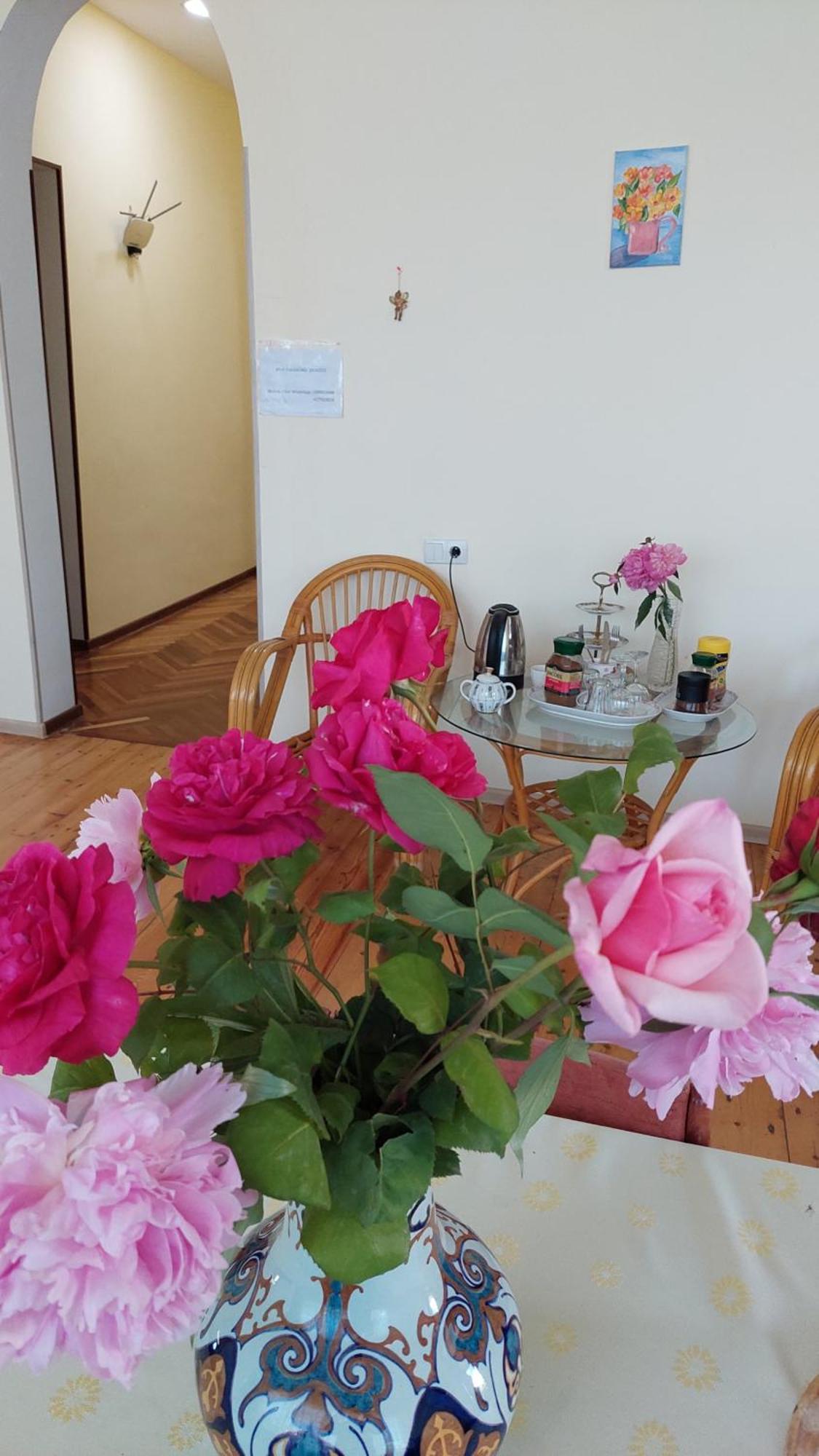 Guesthouse "Door" In Sighnaghi Bagian luar foto